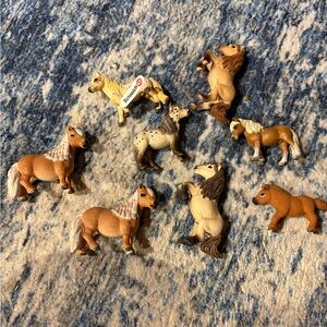 Schleich Pony Figurine Set